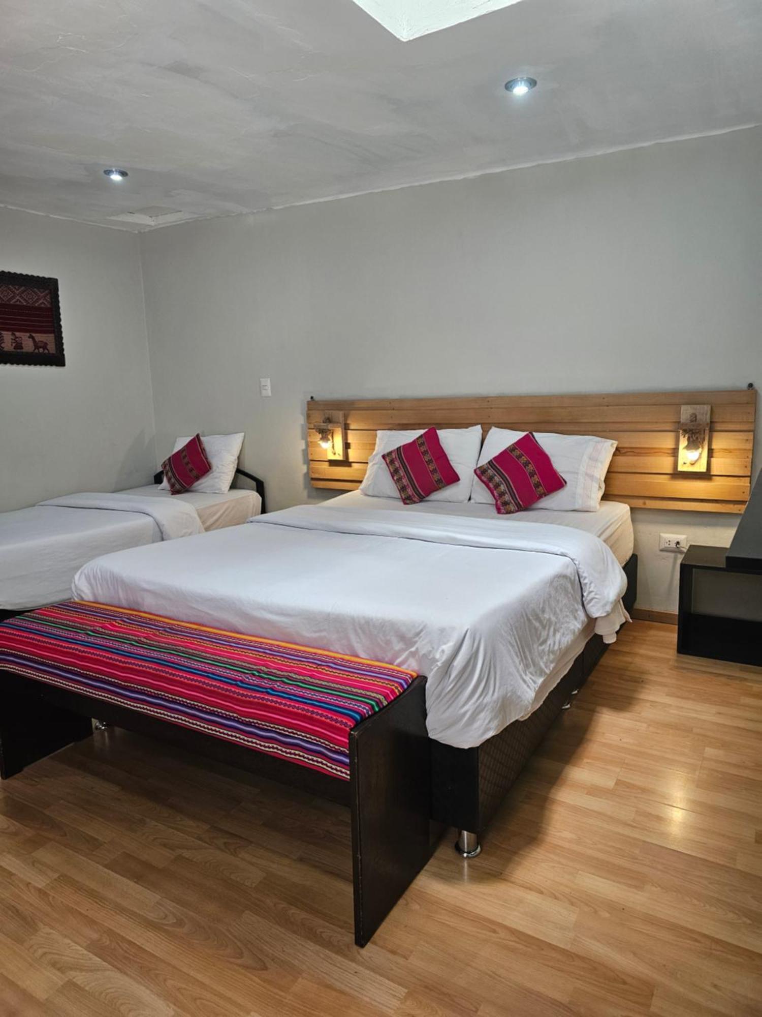Xplora Hostel กุสโก ภายนอก รูปภาพ