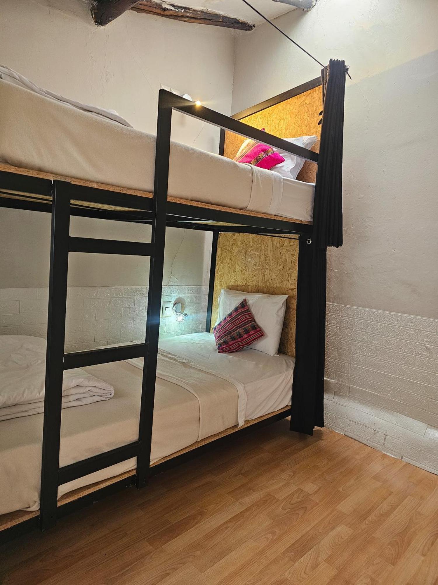 Xplora Hostel กุสโก ภายนอก รูปภาพ